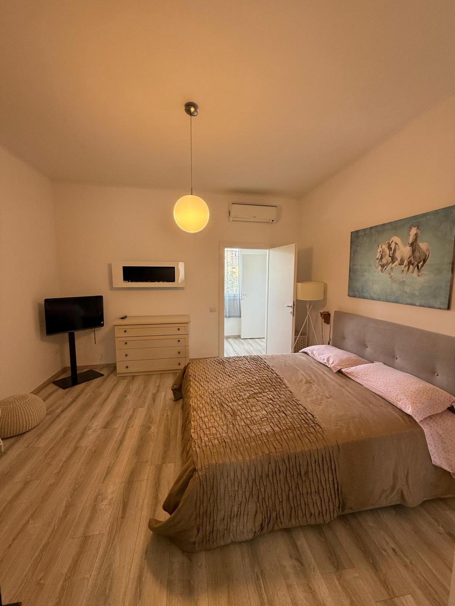 Panoramic Apartment เนเปิลส์ ภายนอก รูปภาพ